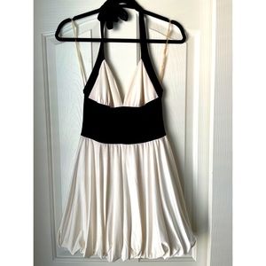 Forever21-(NWOT) Black and Ivory Tunic, V-Neck, Halter Dress